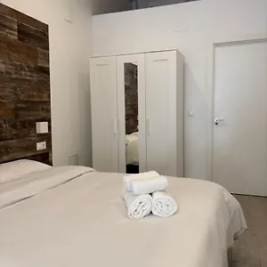  Apartamento Hermoso Piso A 3 Min De La Estacion De Bus Y Tren Ave
